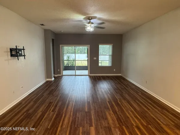 $2,350 | 15626 Tisons Blf Road, Jacksonville, FL 32218