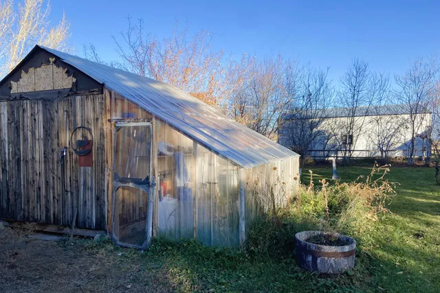 $399,000 | 20506 North Main Street, Carey, ID 83320