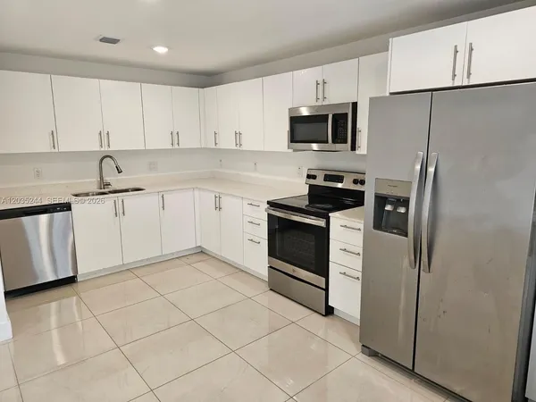$2,500 | 25806 Southwest 144th Court, Unit 25806, Homestead, FL 33032