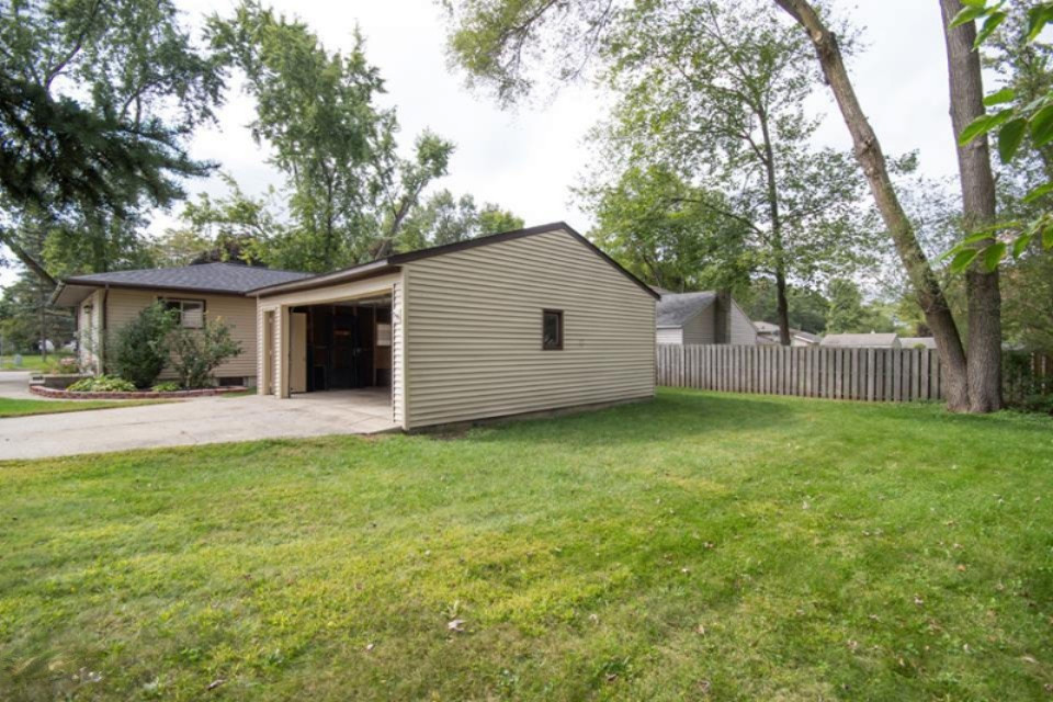 1624 Schuring Road Portage, MI 49024 - Photo 33 of 35 33