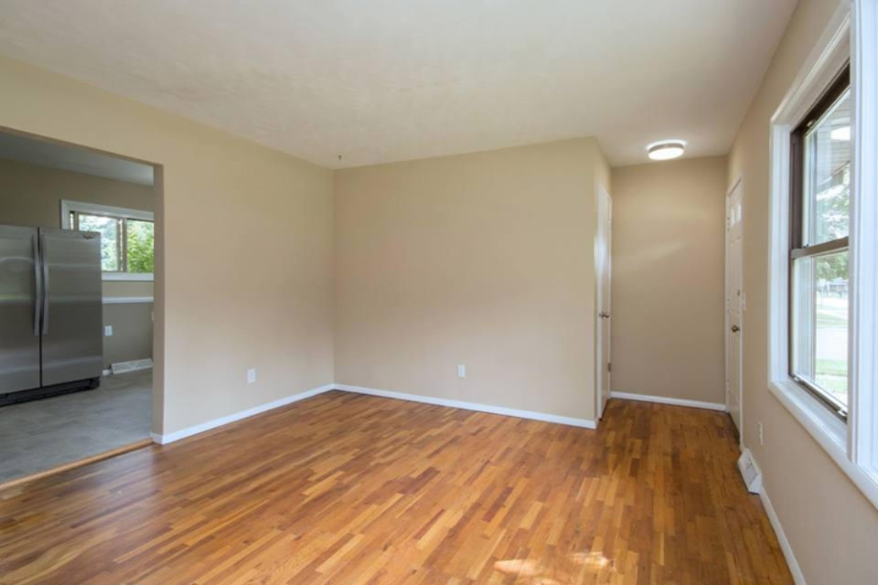1624 Schuring Road Portage, MI 49024 - Photo 9 of 35 9