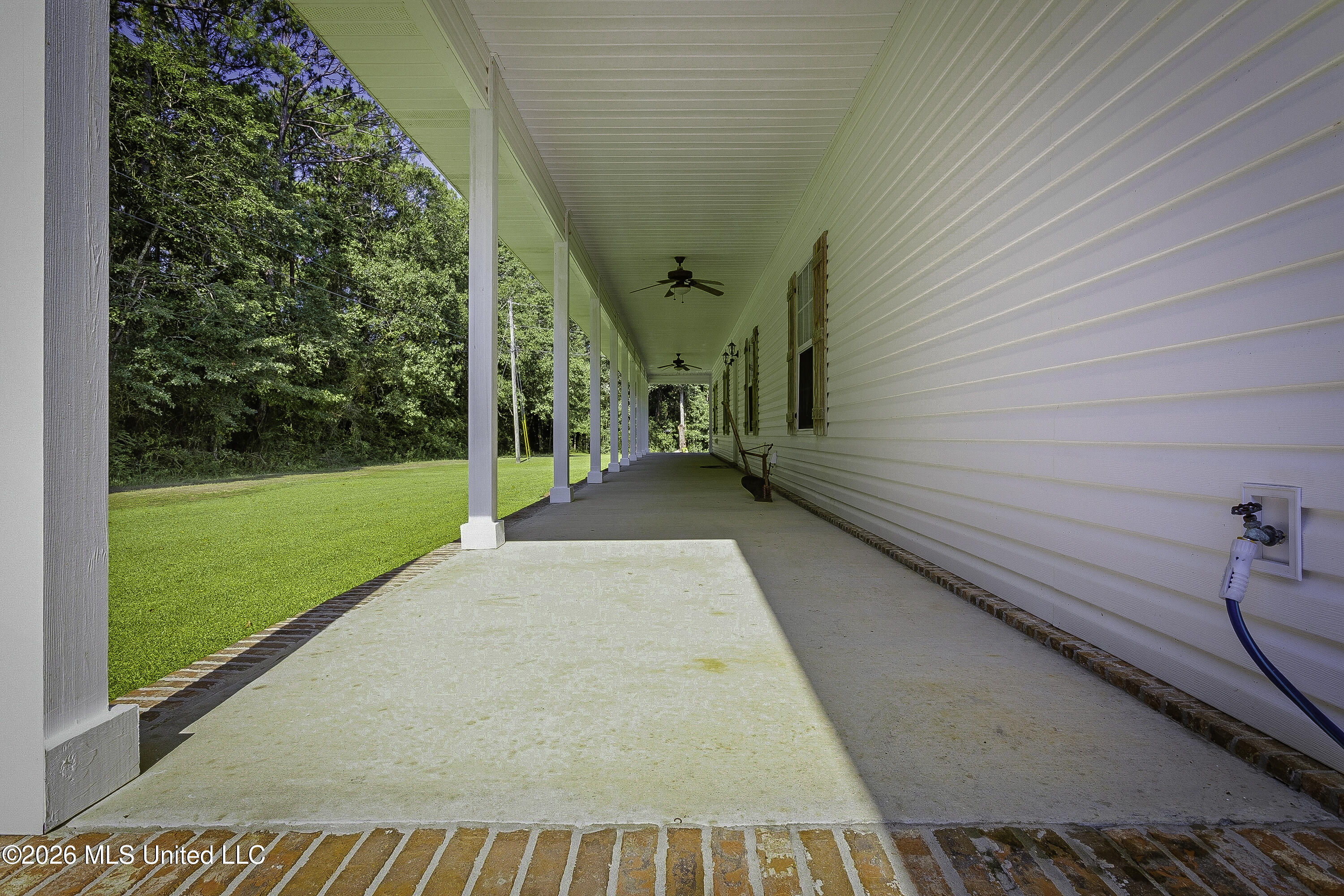 8217 Tucker Road Biloxi, MS 39532 - Photo 4 of 48 00004