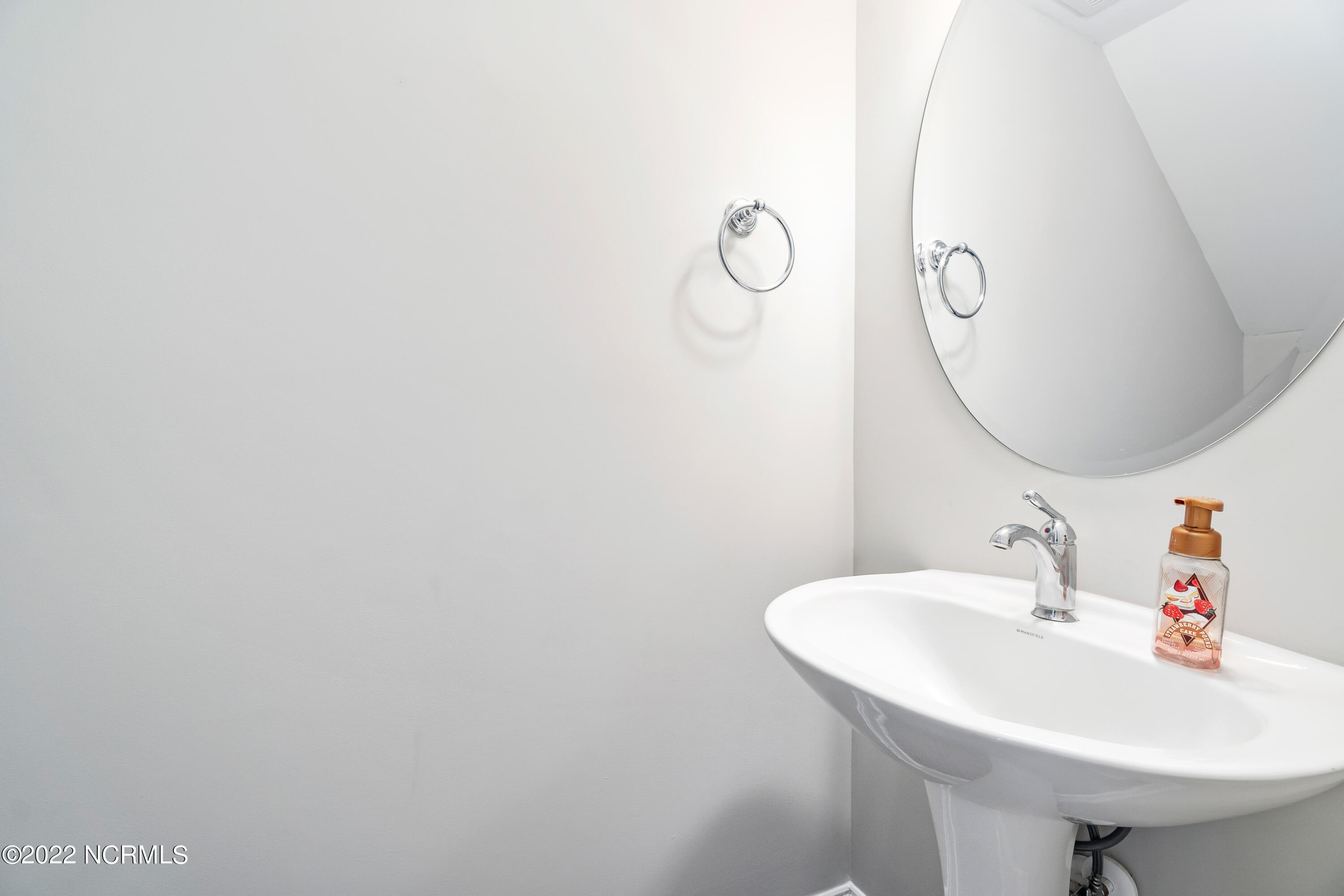 2800 West Fort Macon Road, Unit 48 Atlantic Beach, NC 28512 - Photo 13 of 45 Half Bath View