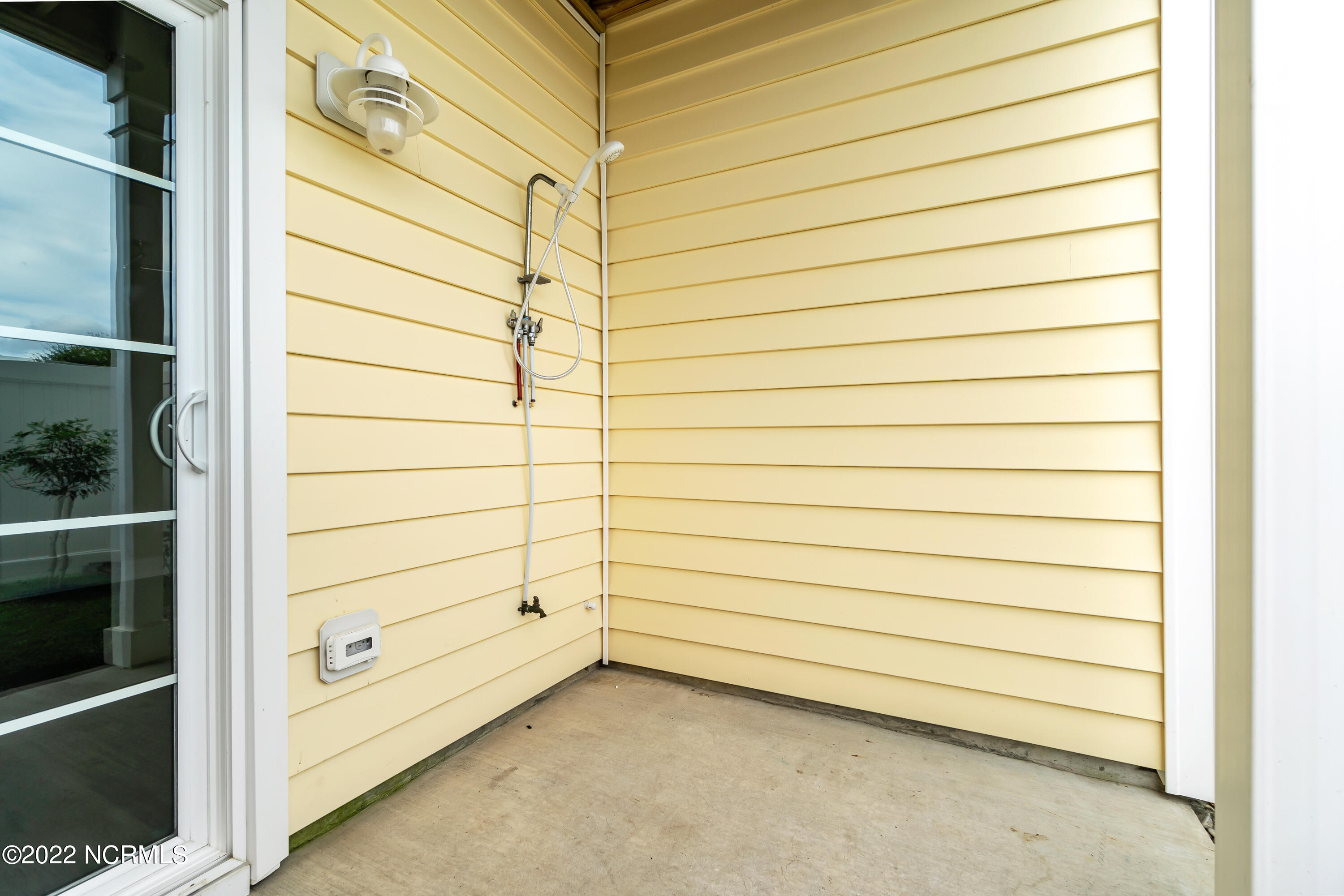 2800 West Fort Macon Road, Unit 48 Atlantic Beach, NC 28512 - Photo 16 of 45 Outdoor Shower View