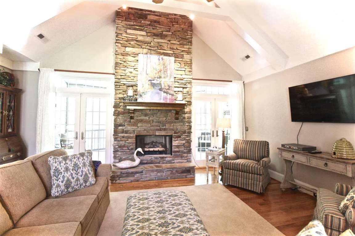 390 Fowler Road West Union, SC 29696 - Photo 5 of 36 Gallery Image 5