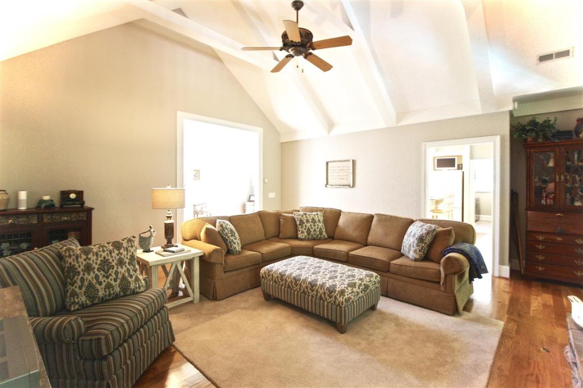 390 Fowler Road West Union, SC 29696 - Photo 7 of 36 Gallery Image 7
