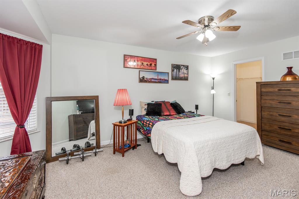 1516 Cassie Court High Ridge, MO 63049 - Photo 14 of 32