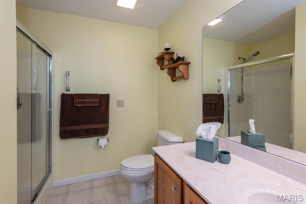 1516 Cassie Court High Ridge, MO 63049 - Photo 17 of 32