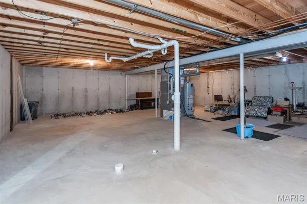 $272,100 | 1516 Cassie Court, High Ridge, MO 63049