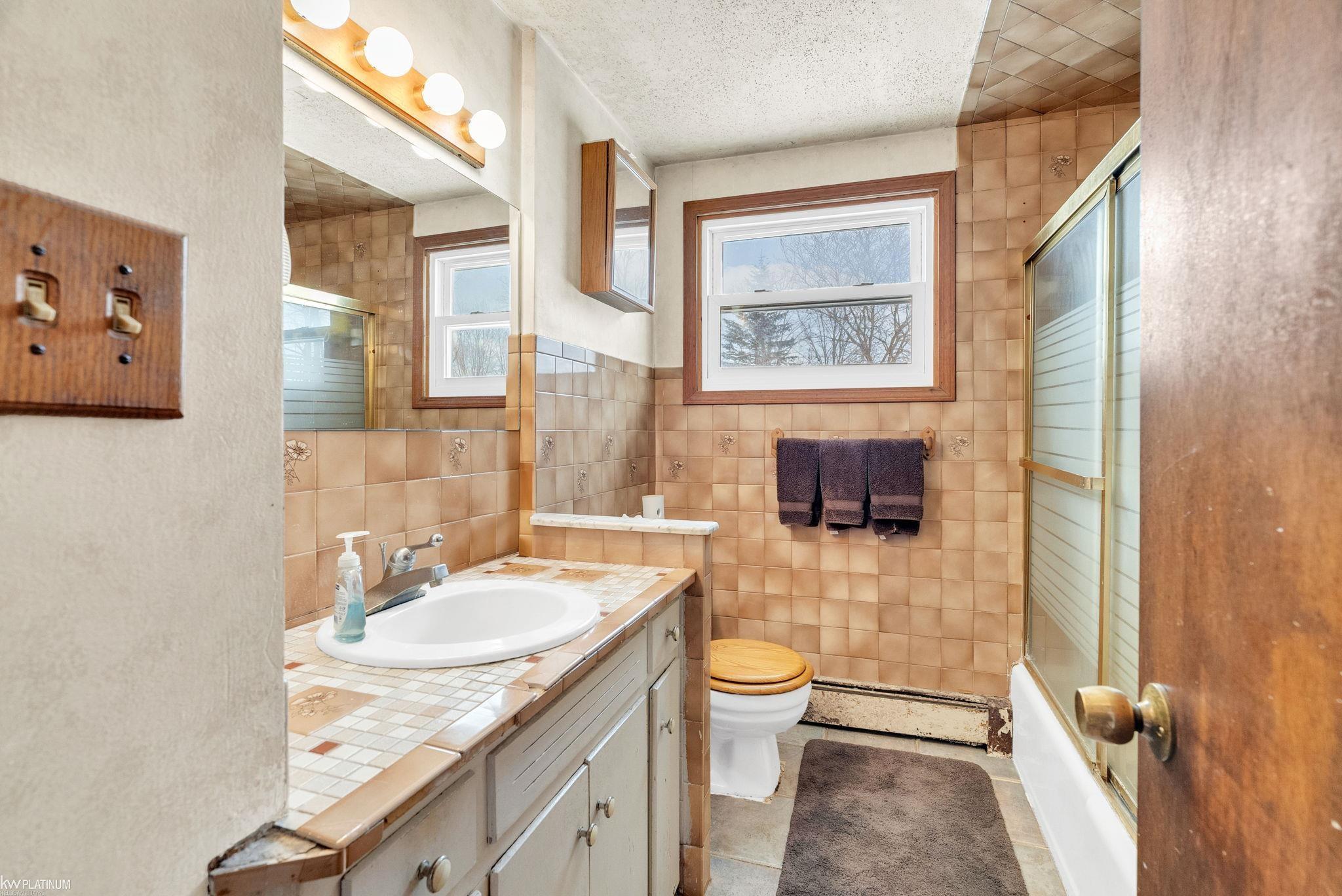 12337 Dunn Road Memphis, MI 48041 - Photo 17 of 19