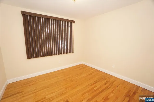 $970,000 | 378 South Terhune Avenue, Paramus, NJ 07652