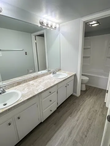 $80,000 | 2306 Holiday Terrace, Unit 146, Lansing, IL 60438