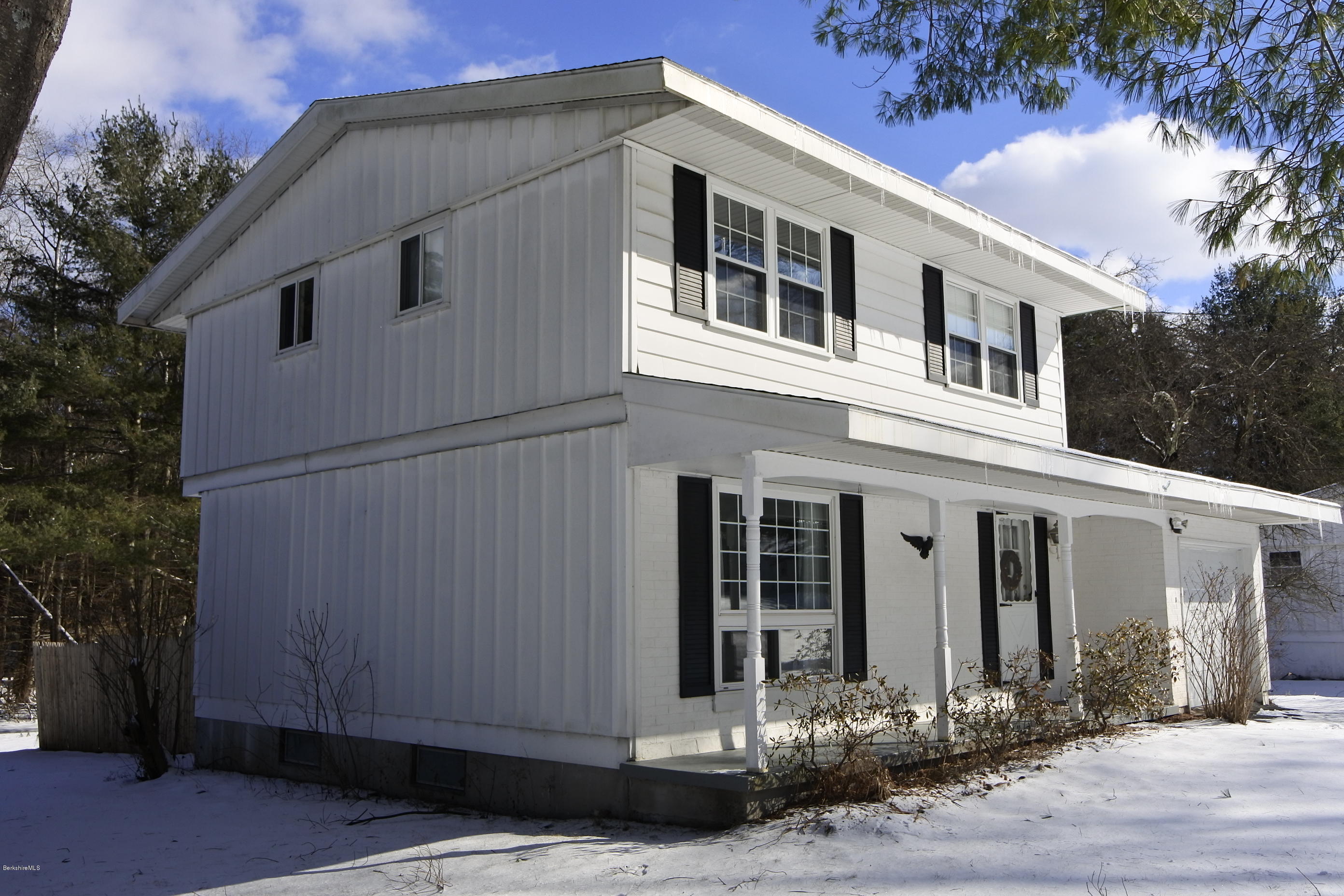 198 Partridge Road Pittsfield, MA 01201 - Photo 2 of 21 Front exterior