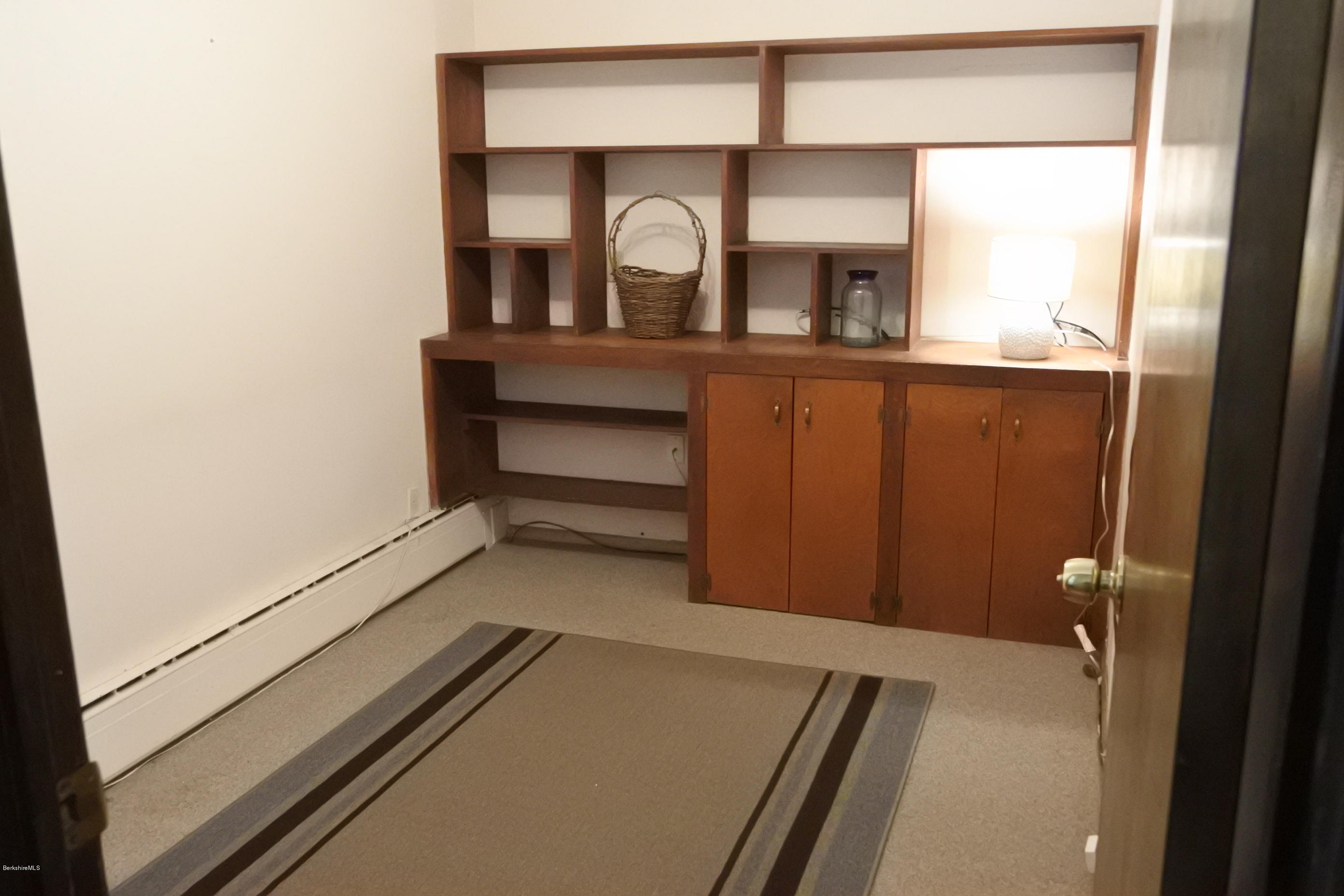 198 Partridge Road Pittsfield, MA 01201 - Photo 14 of 21 Den or home office
