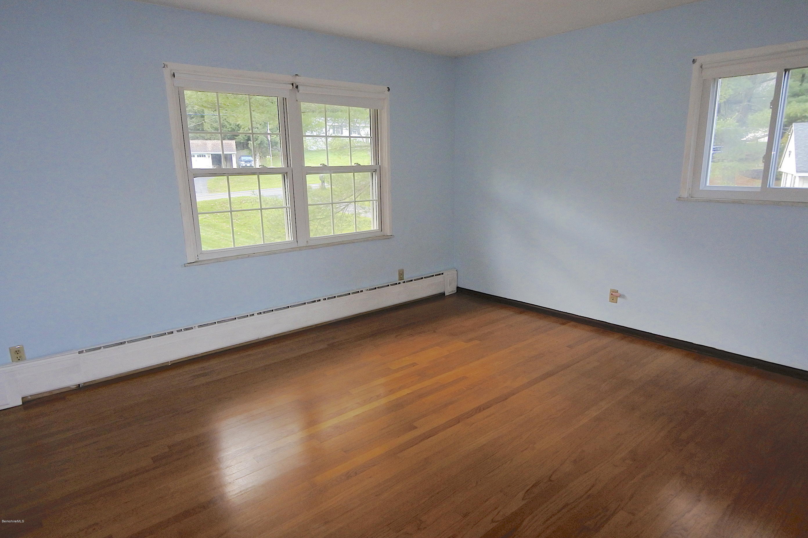 198 Partridge Road Pittsfield, MA 01201 - Photo 17 of 21 Bedroom 3