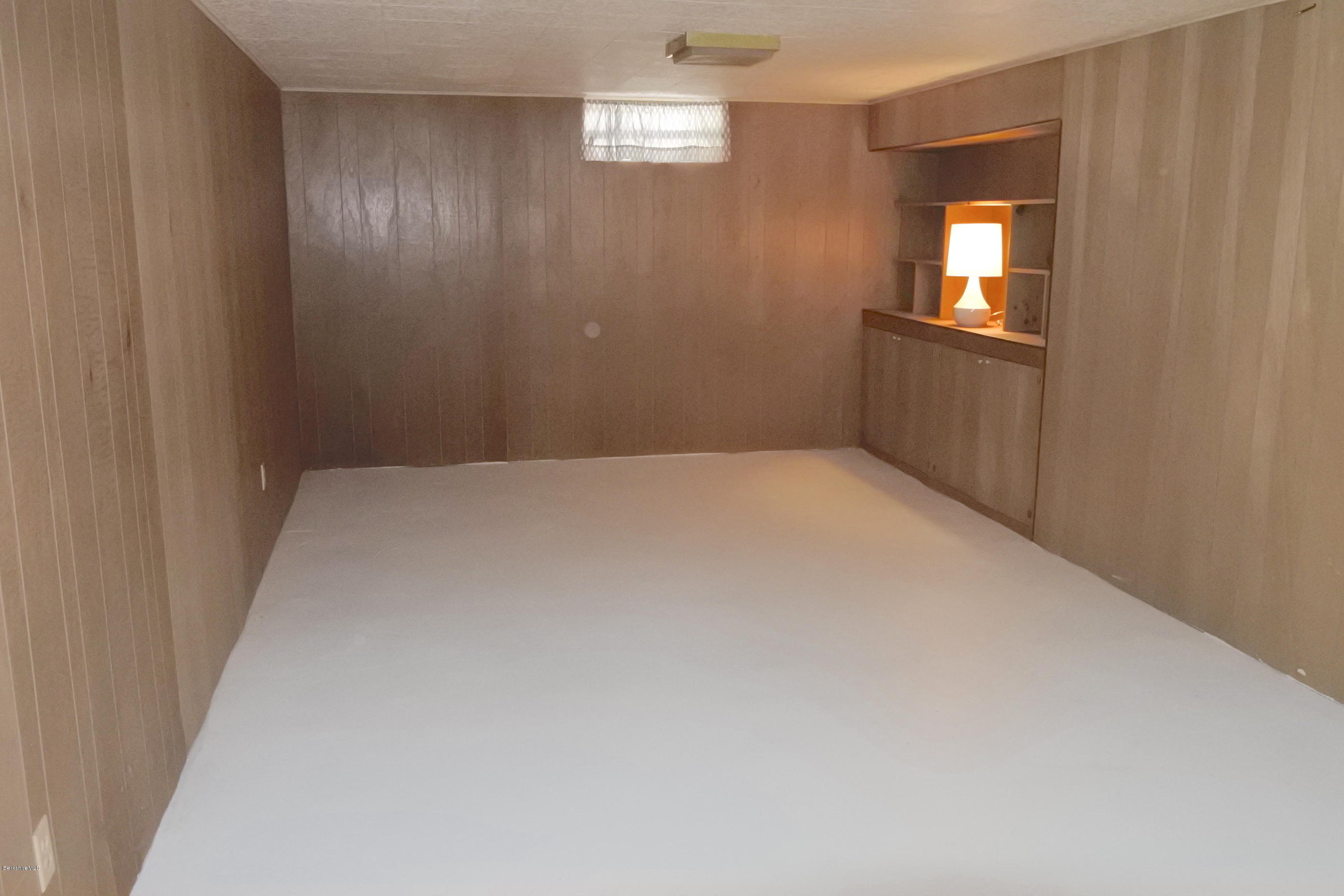 198 Partridge Road Pittsfield, MA 01201 - Photo 20 of 21 Family room