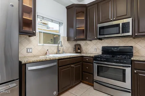 $649,000 | 5703 Laurel Canyon Boulevard, Unit 306, Los Angeles, CA 91607