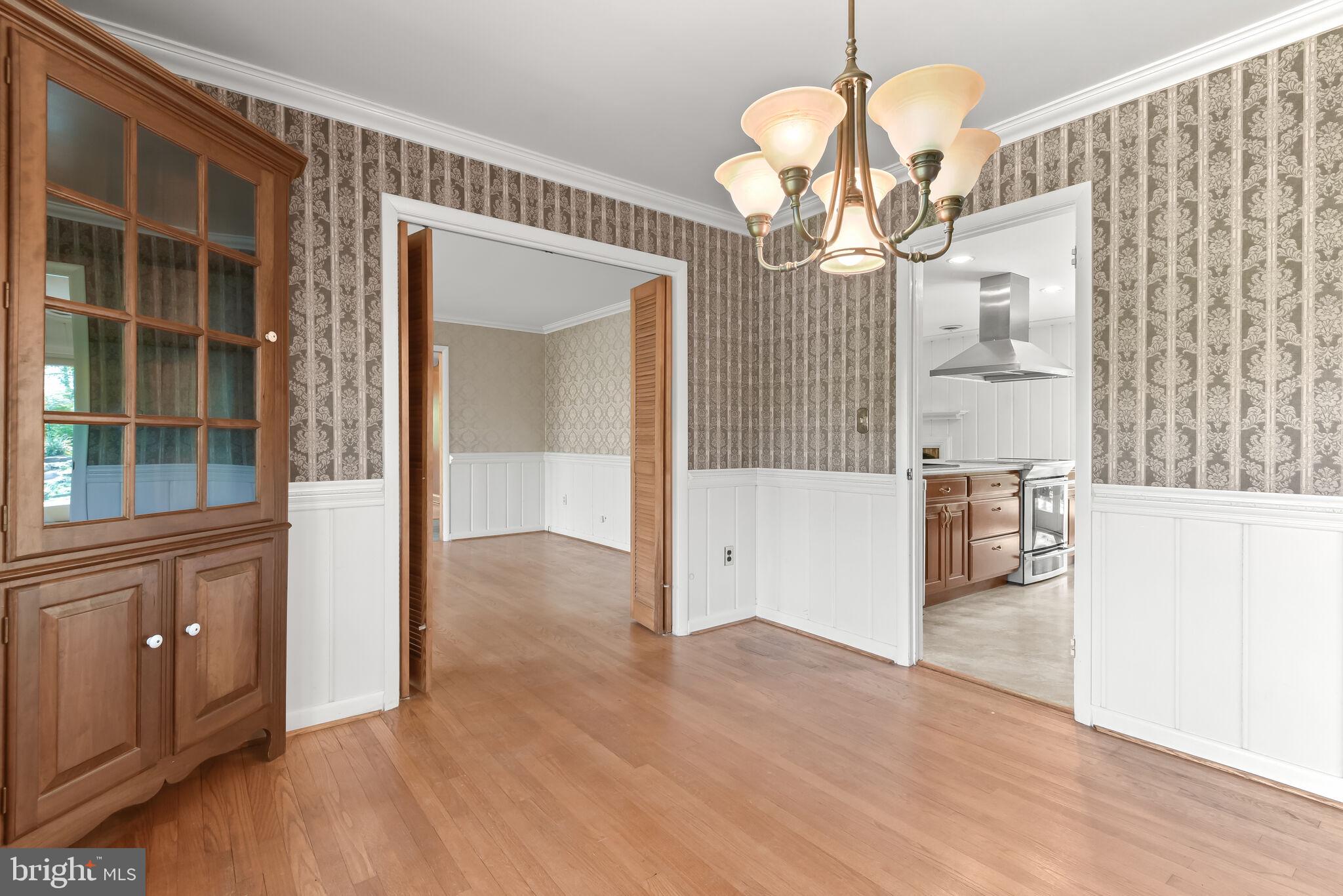 4049 Linthicum Road Dayton, MD 21036 - Photo 22 of 95 Dining room
