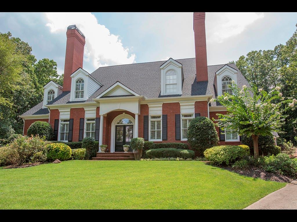 Beautiful Executive Estate on 3.9 Wooded, Gated Acres