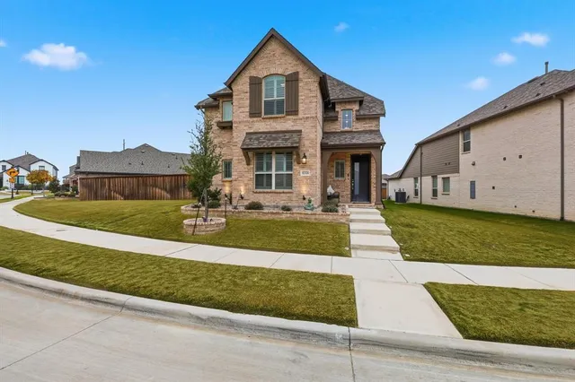 $464,900 | 12321 Iveson Drive, Fort Worth, TX 76052
