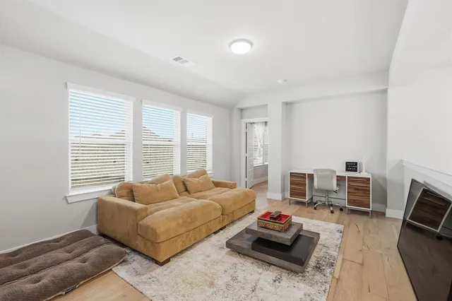 $464,900 | 12321 Iveson Drive, Fort Worth, TX 76052