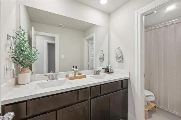 $449,900 | 12321 Iveson Drive, Fort Worth, TX 76052