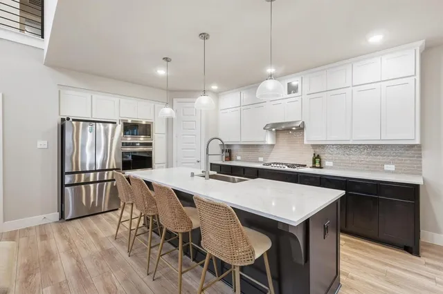 $464,900 | 12321 Iveson Drive, Fort Worth, TX 76052