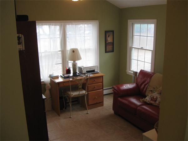 111 Edgewood Road Westwood, MA 02090 - Photo 5 of 15 Gallery Image 5