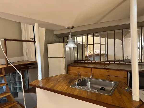 $899,000 | 11 Savin Hill Avenue, Boston, MA 02125