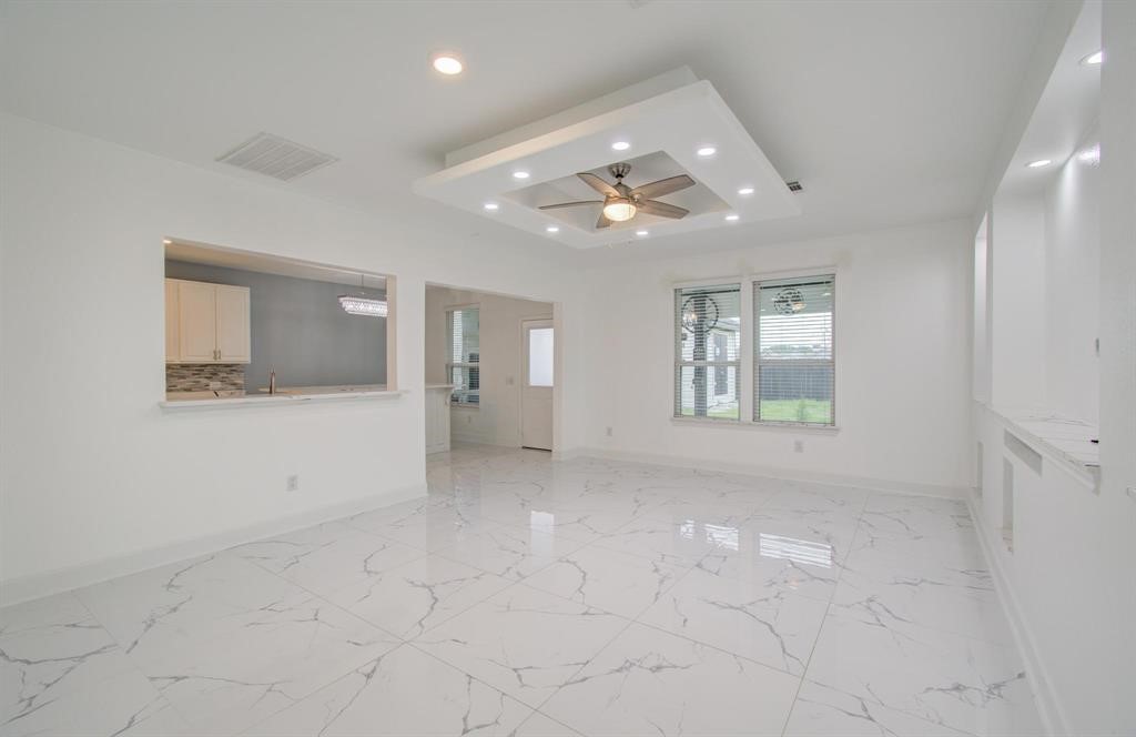 4627 Prairie Chase Drive Houston, TX 77069 - Photo 5 of 23