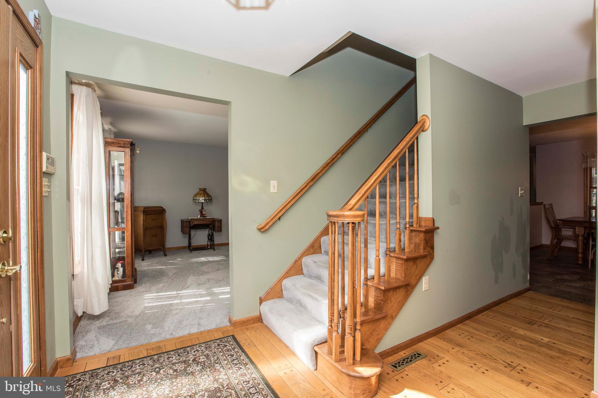 909 Tuckerton Road Reading, PA 19605 - Photo 3 of 40 Gallery Image 3