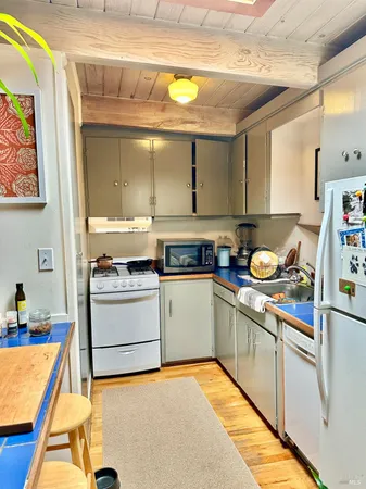 $2,800,000 | 158-160 East Blithedale Avenue, Mill Valley, CA 94941