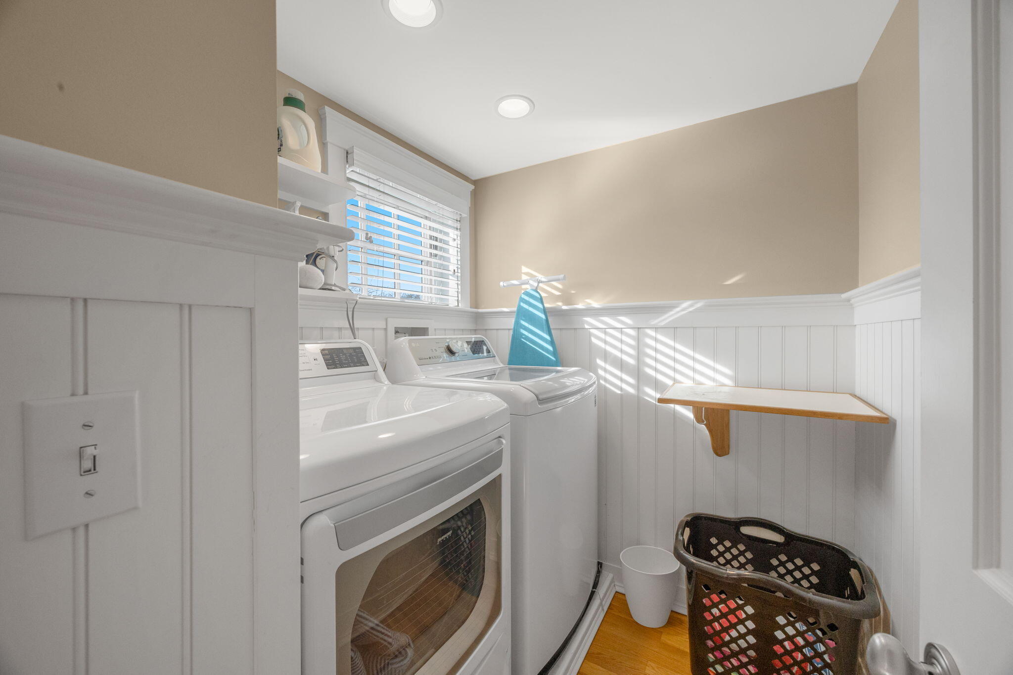 404 Stage Harbor Road Chatham, MA 02633 - Photo 42 of 94 a utility room with dryer and washer