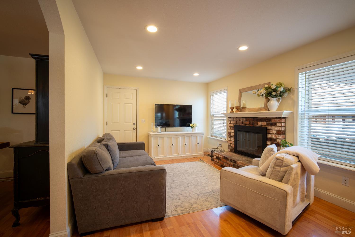 1119 Santa Cruz Way Rohnert Park, CA 94928 - Photo 18 of 50 Gallery Image 18