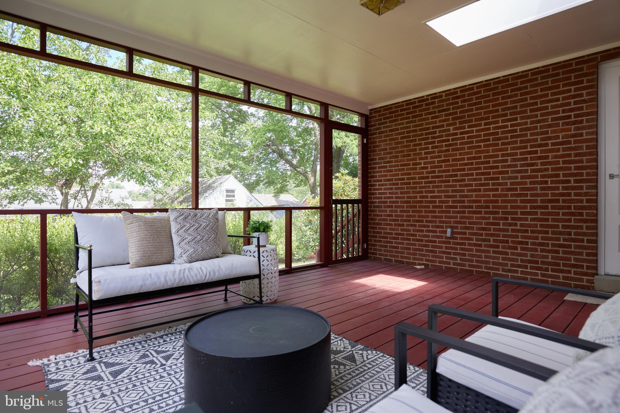 11615 College View Drive Silver Spring, MD 20902 - Photo 26 of 34 Fabulous screened-in porch right off the kitchen