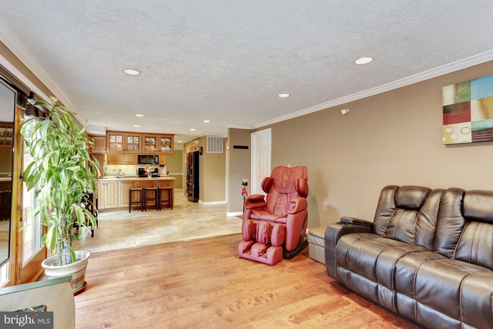 5710 Heming Avenue Springfield, VA 22151 - Photo 31 of 75 Gallery Image 31