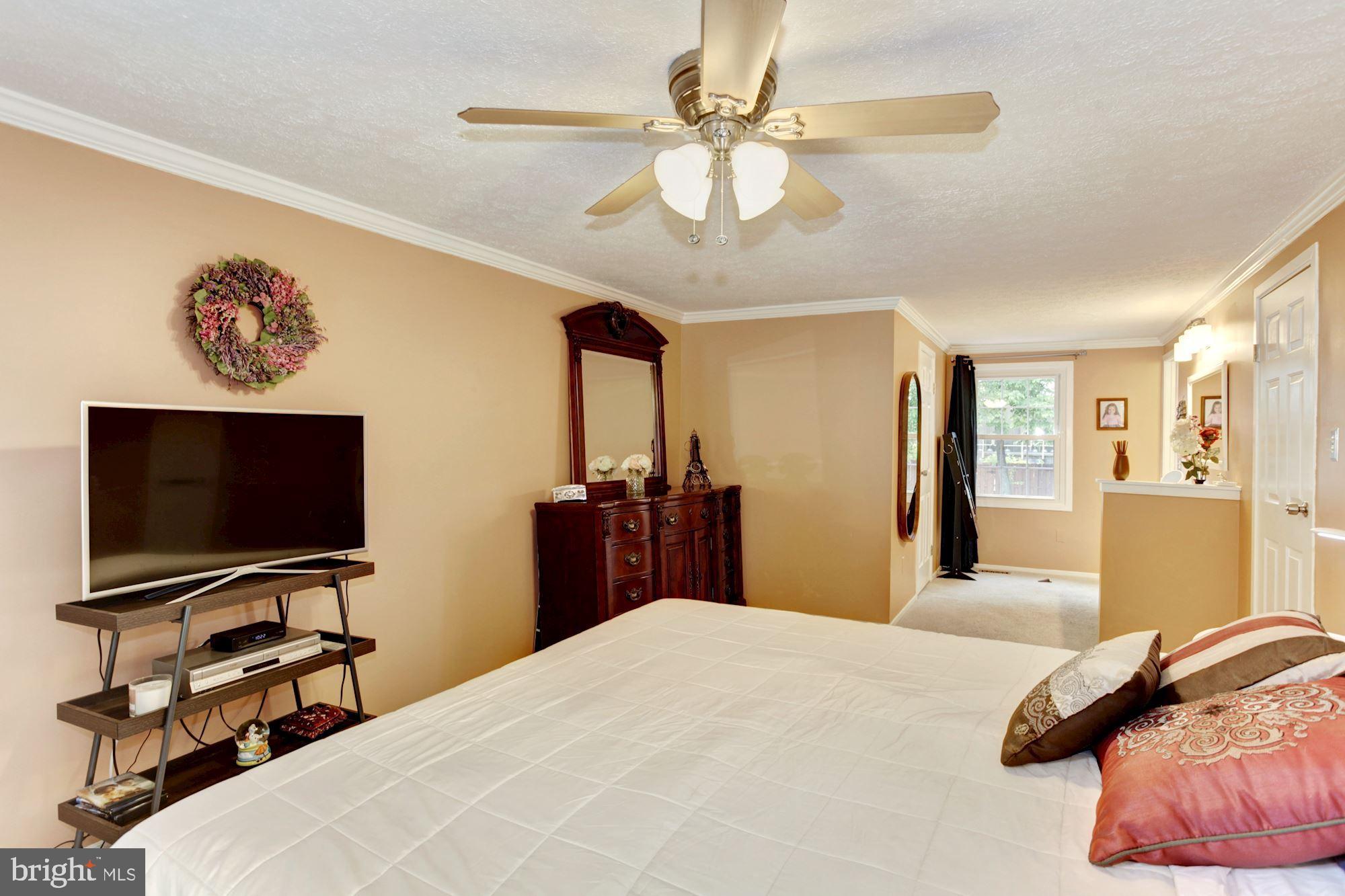 5710 Heming Avenue Springfield, VA 22151 - Photo 35 of 75 Gallery Image 35