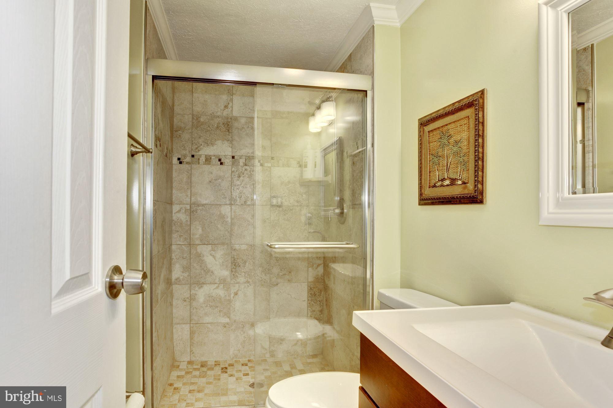 5710 Heming Avenue Springfield, VA 22151 - Photo 37 of 75 Gallery Image 37
