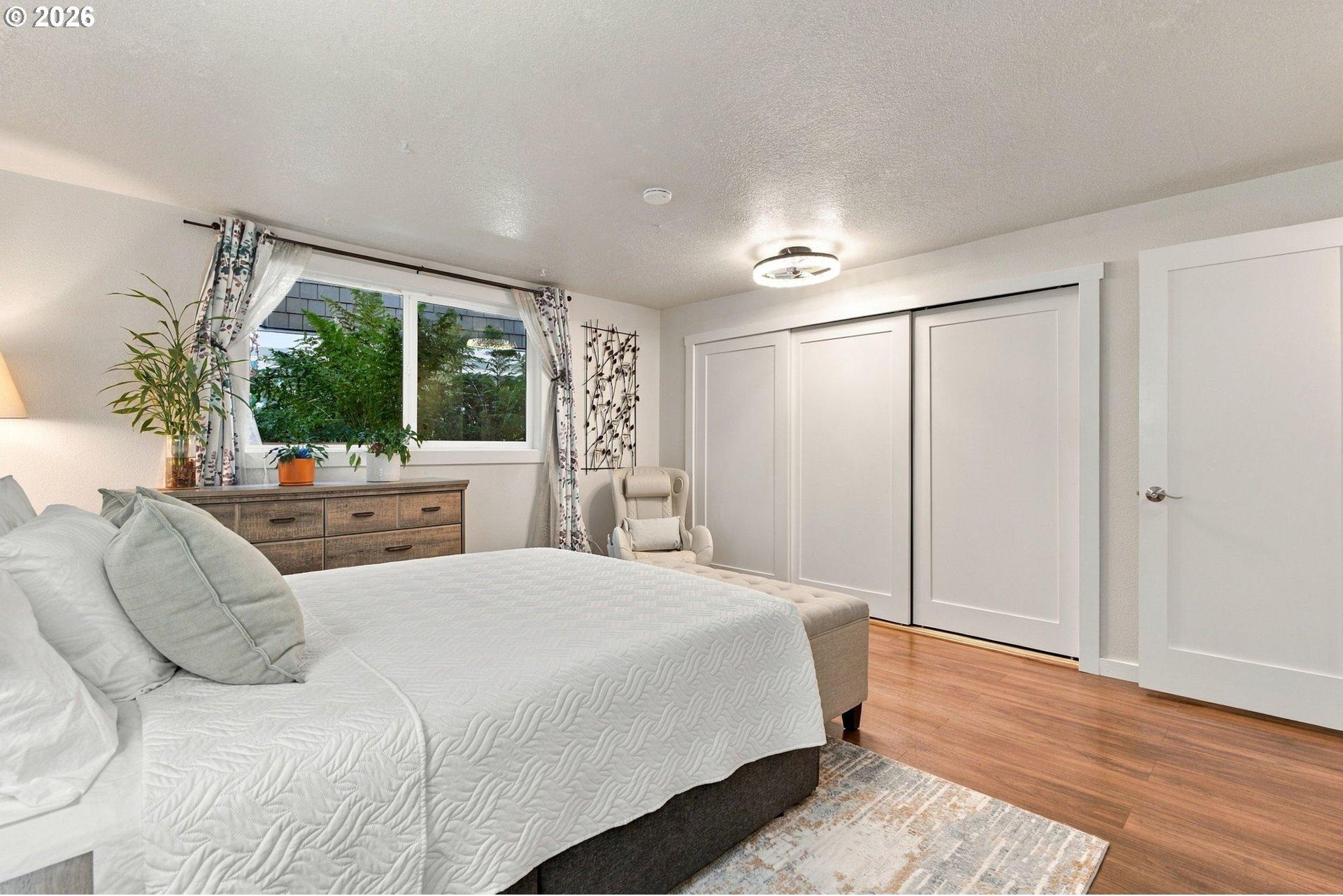 5630 South Riverside Lane, Unit 7 Portland, OR 97239 - Photo 16 of 40 Gallery Image 16