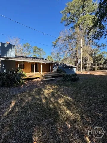 $2,200 | 1112 Dean Forest Road, Savannah, GA 31405