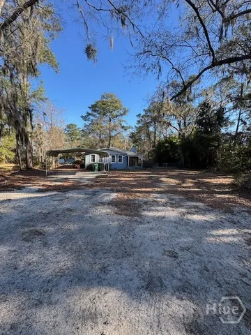 $2,200 | 1112 Dean Forest Road, Savannah, GA 31405