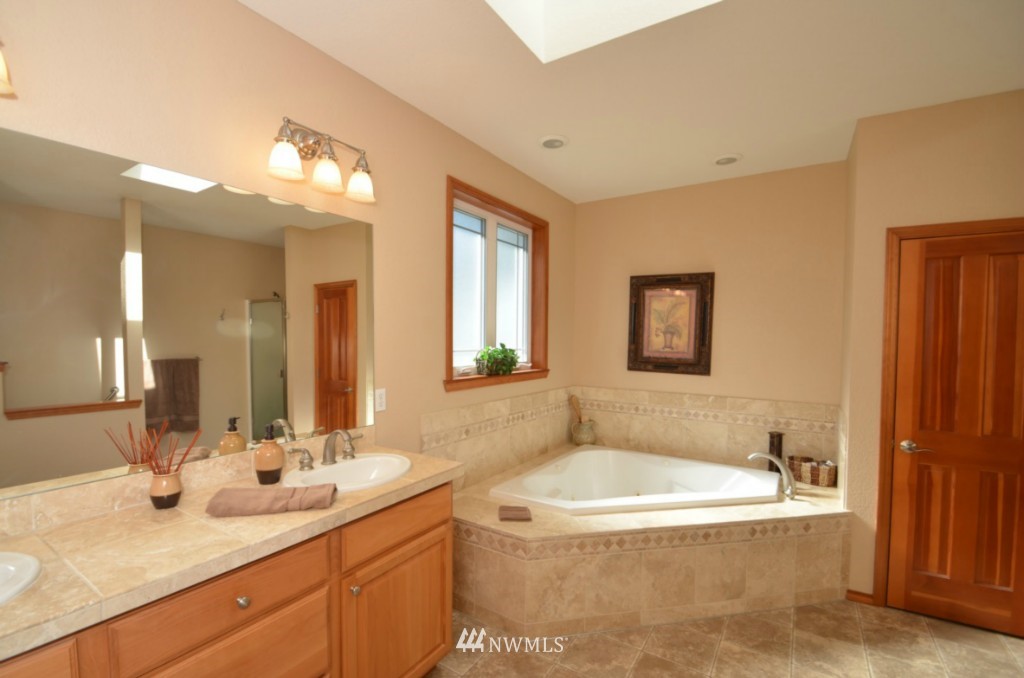 150 Southeast Phillips Road Shelton, WA 98584 - Photo 14 of 22 Gallery Image 14