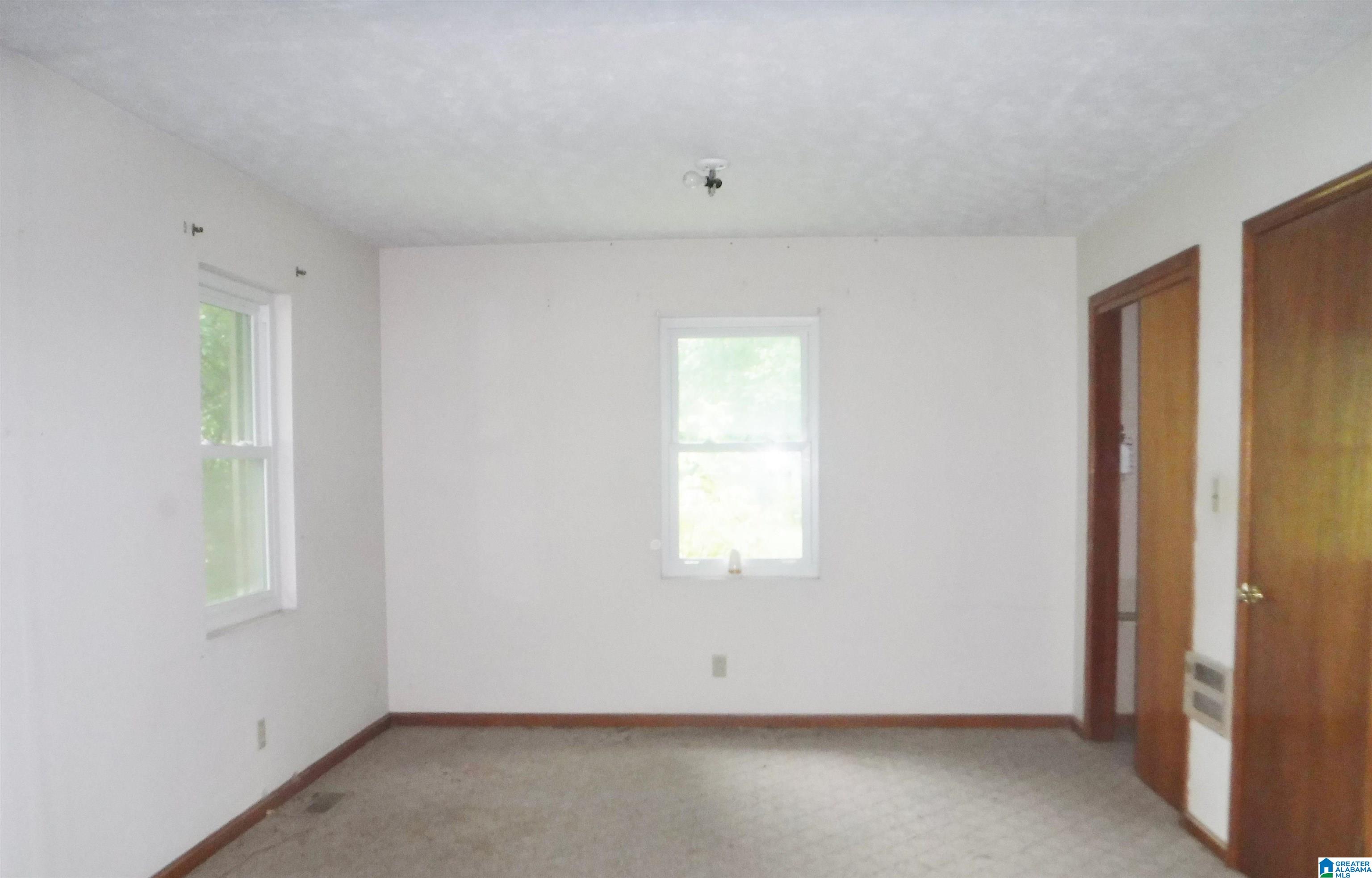 1110 Patterson Lake Road Southeast Jacksonville, AL 36265 - Photo 10 of 32