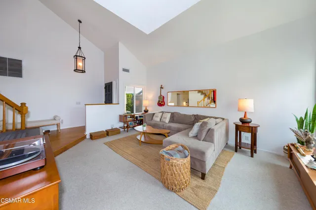 $1,225,000 | 6605 Oak Forest Drive, Oak Park, CA 91377