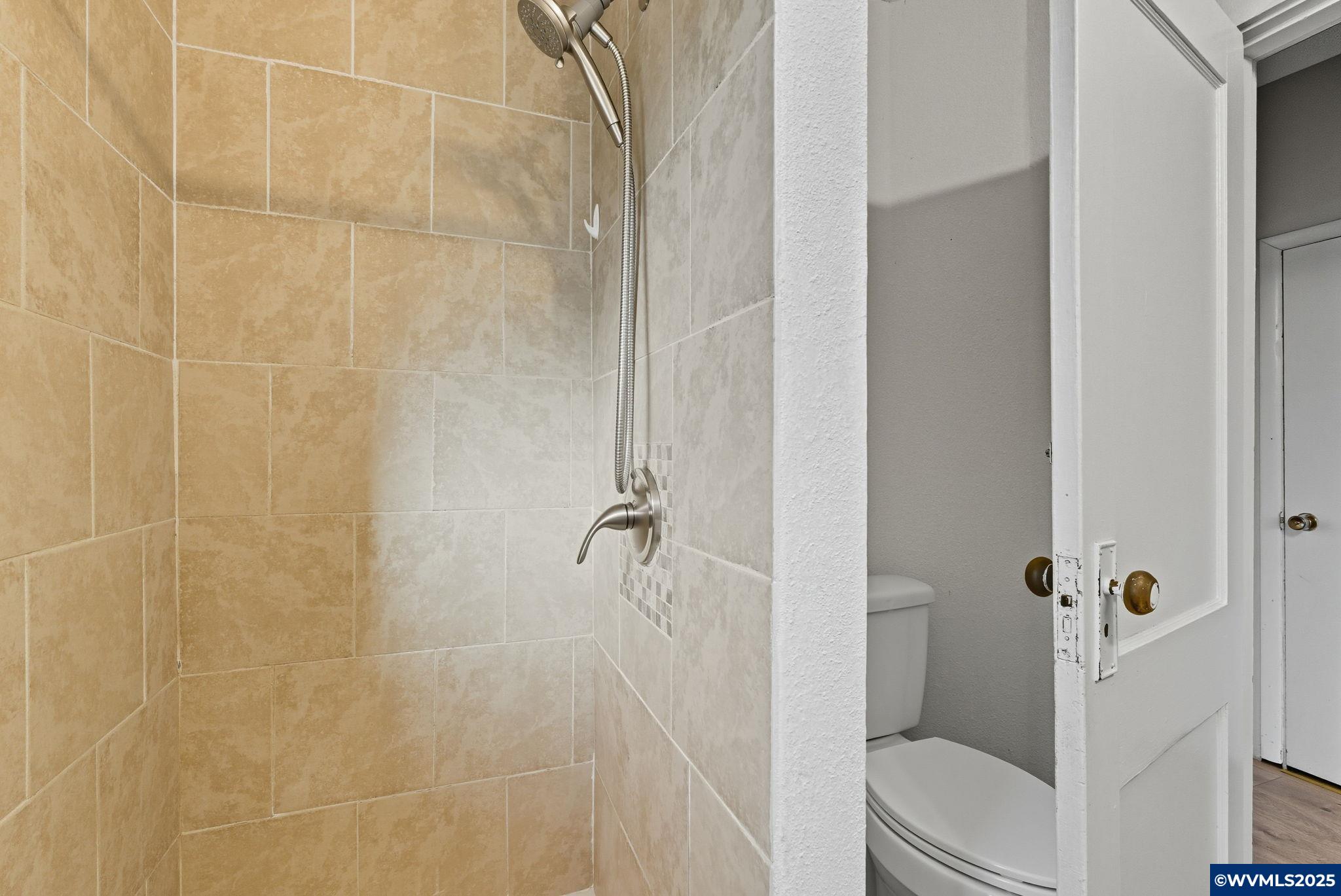 4704 Homer Road Northeast Salem, OR 97305 - Photo 27 of 36 Gallery Image 27