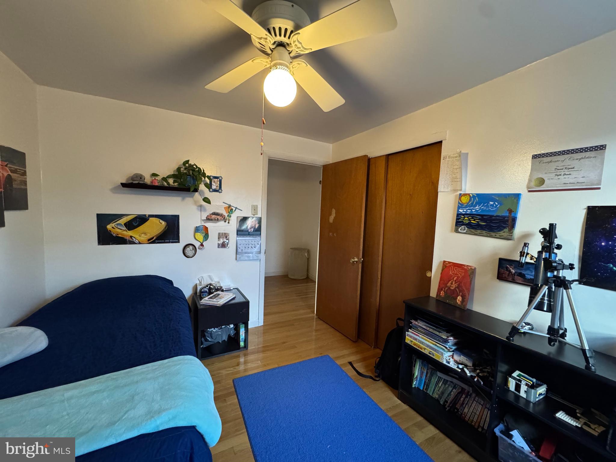 518 Parlin Street Philadelphia, PA 19116 - Photo 7 of 17 a living room with furniture and a flat screen tv