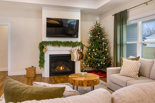 $739,900 | 6632 Grouse Woods, DeForest, WI 53532