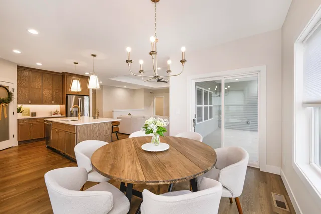 $739,900 | 6632 Grouse Woods, DeForest, WI 53532