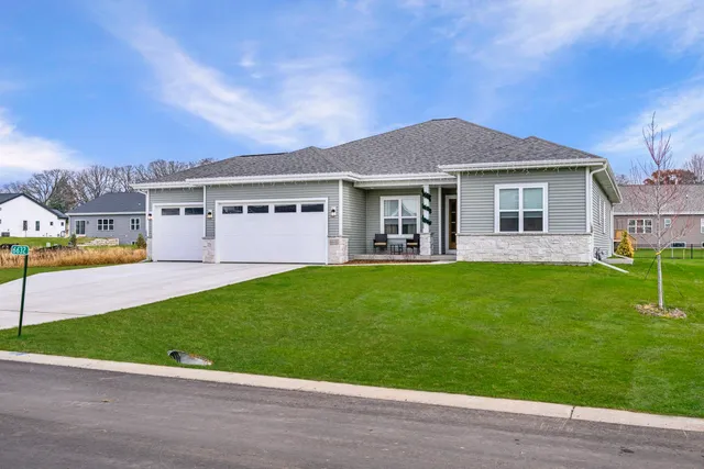 $739,900 | 6632 Grouse Woods, DeForest, WI 53532