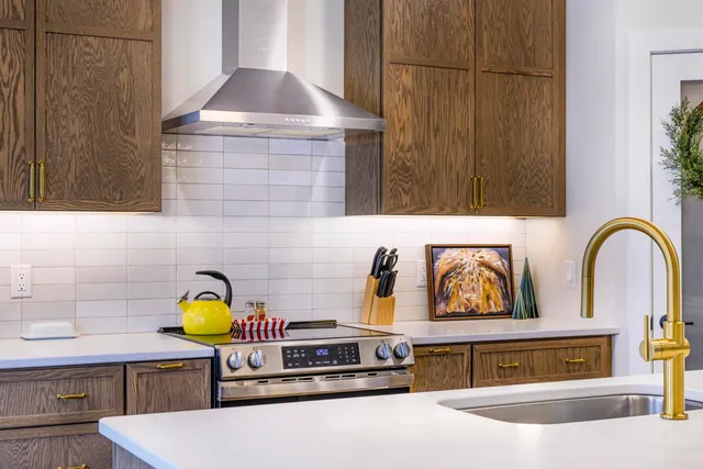 $739,900 | 6632 Grouse Woods, DeForest, WI 53532